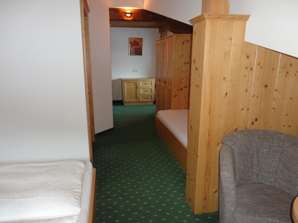 Hotel Garni Klocker Kaltenbach Bilik gambar