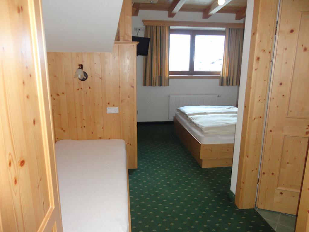 Hotel Garni Klocker Kaltenbach Bilik gambar
